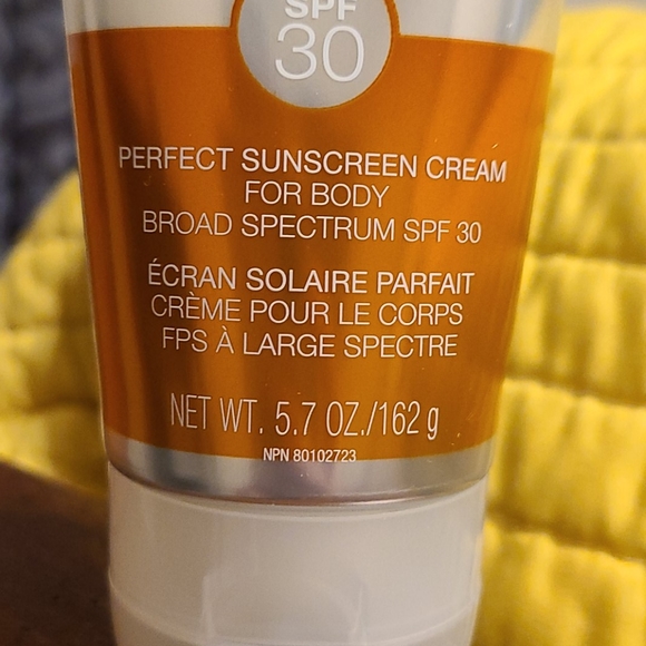 Sunscreen - Picture 2 of 2